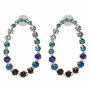 💙 BRAND NEW Glass Crystal Teardrop Earrings 💙